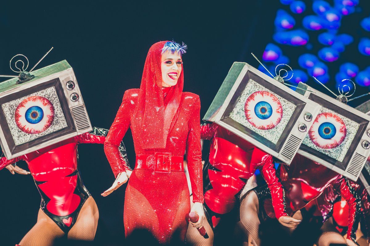 Photos: Katy Perry Live In Cologne, Germany. - Katycats.com - Home Of 